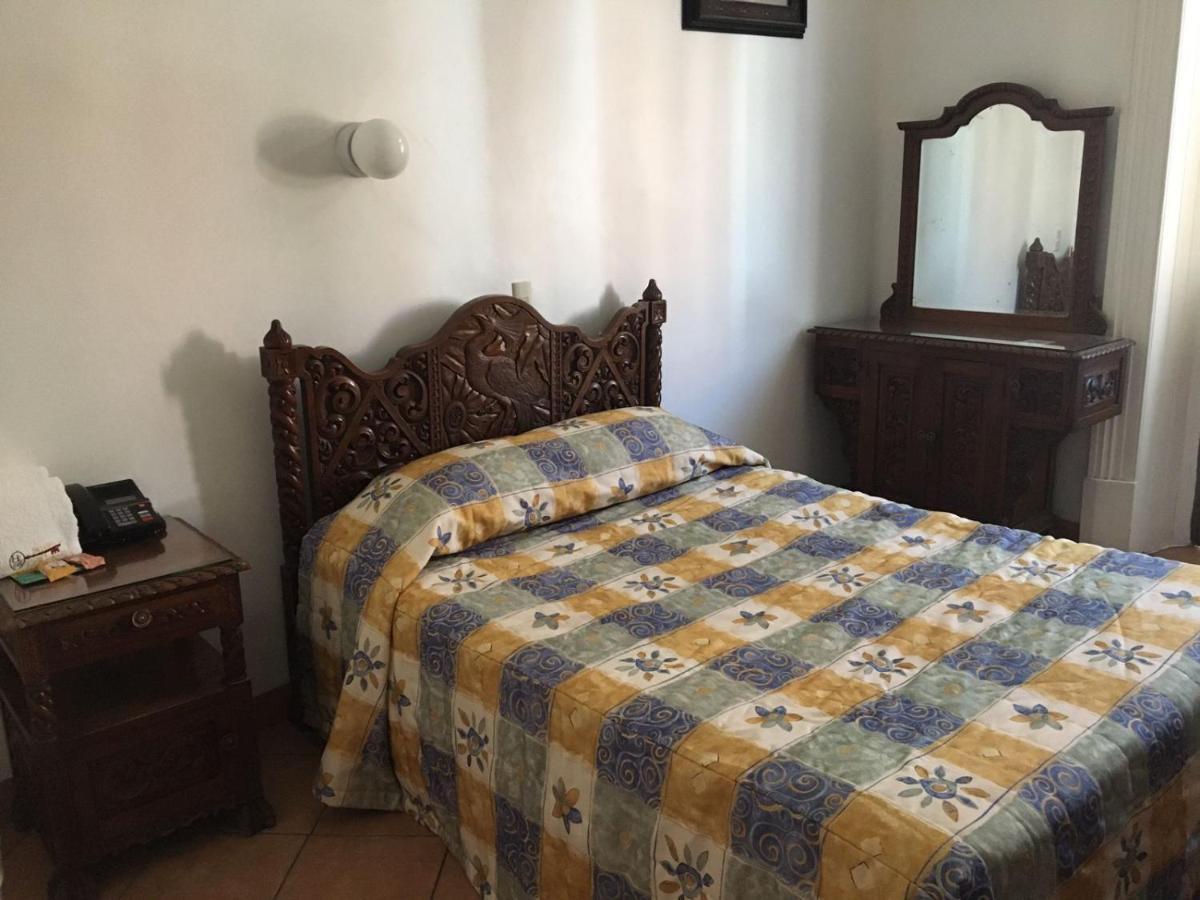 Hotel De Los Banos Pachuca Luaran gambar