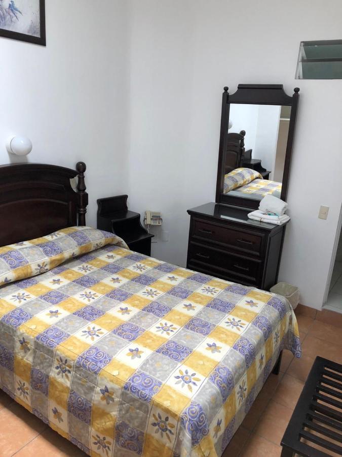 Hotel De Los Banos Pachuca Luaran gambar
