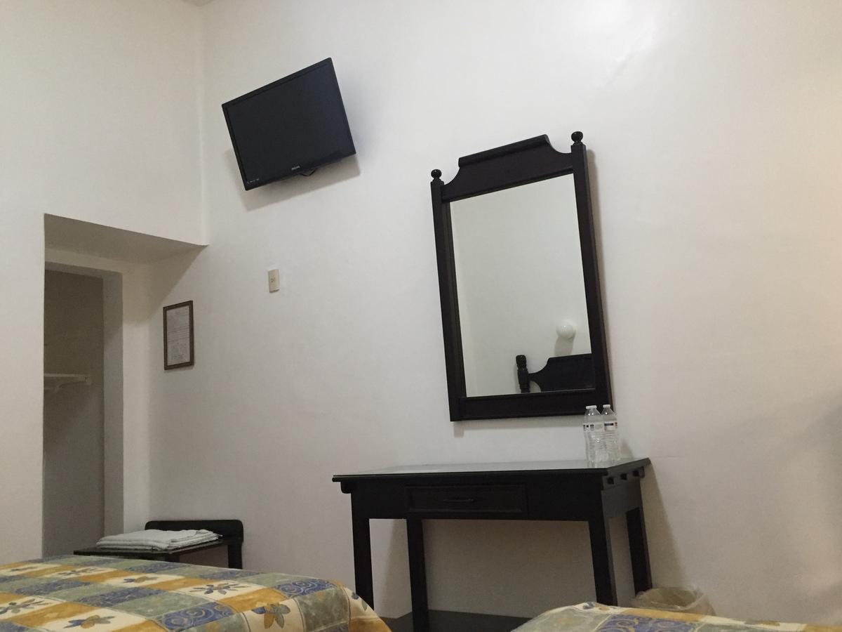 Hotel De Los Banos Pachuca Luaran gambar
