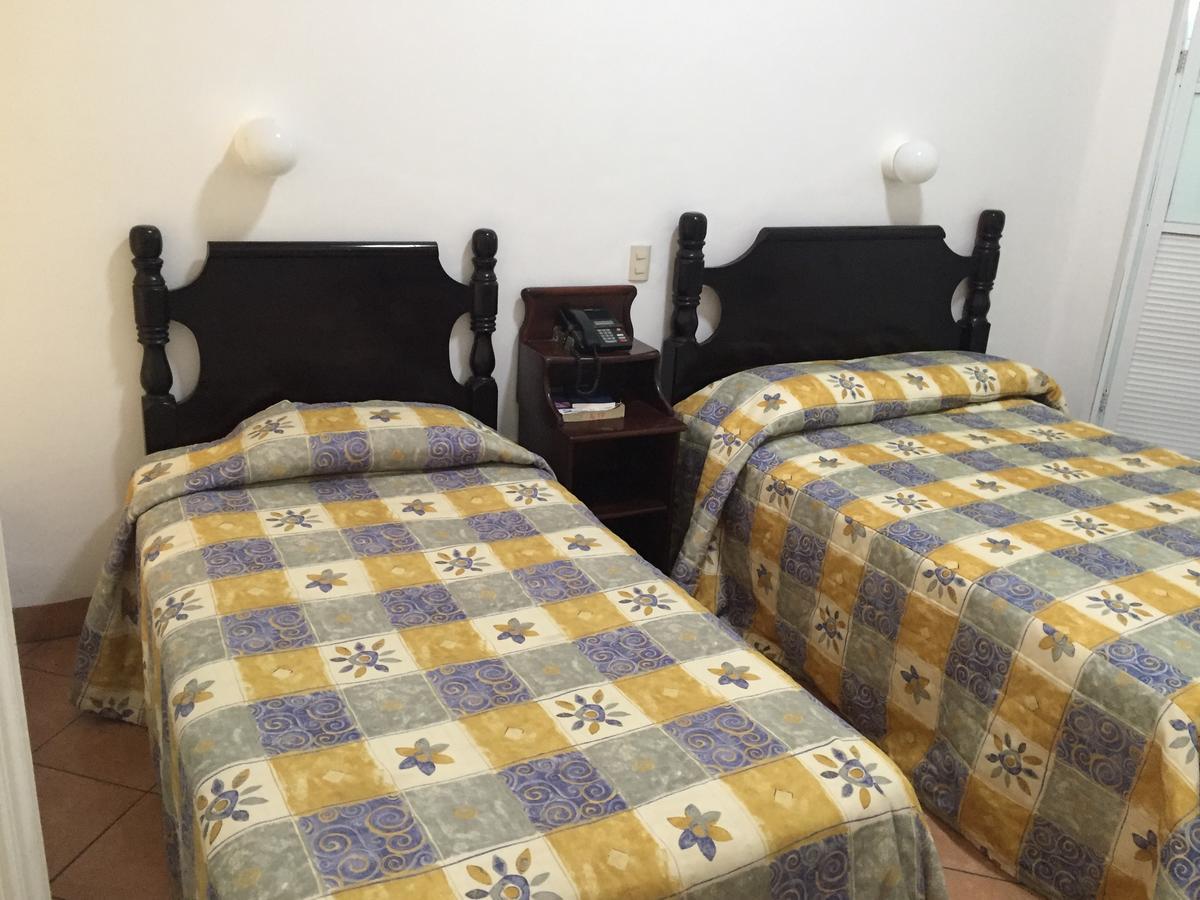 Hotel De Los Banos Pachuca Luaran gambar