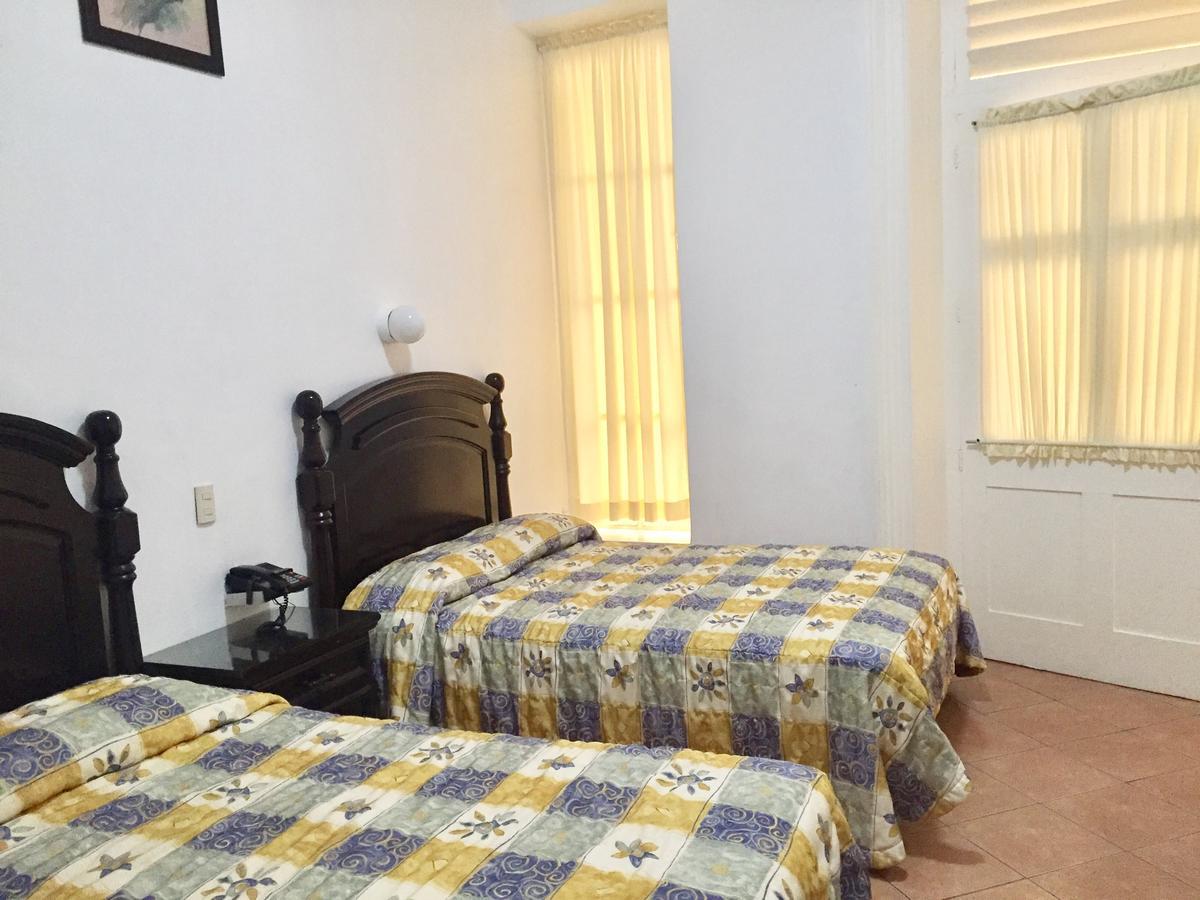 Hotel De Los Banos Pachuca Luaran gambar